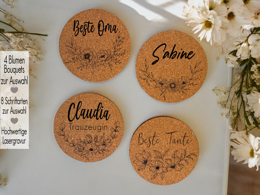 Untersetzer für Gläser Kork | Mit Name personalisiert Lasergravur | Geschenk Hochzeit Geburtstag | Gastgeschenke Mitbringsel | Blumen Floral Namenskarte Platzkarte Give away Geburtstagsfeier Geschenk für Mama Oma Beste Freundin Tante