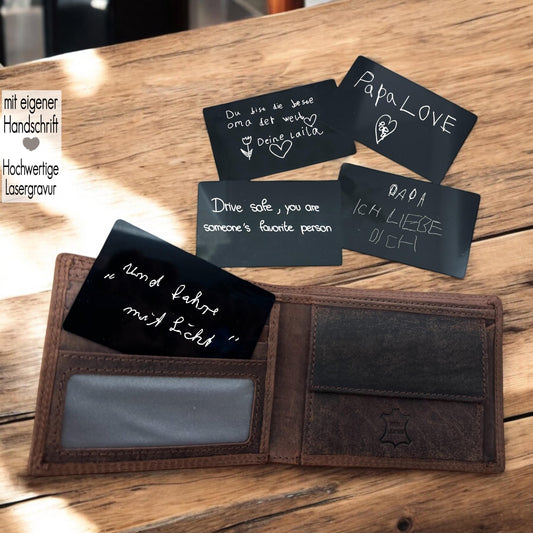 Gravierte Visitenkarten mit eigener Handschrift Botschaft | Familie Geschenk Oma Opa von Kind | Geschenkidee Mama Papa | Geldbeutel Karte