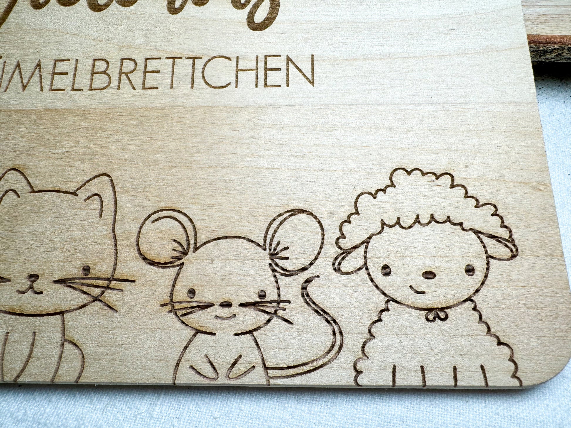 Frühstücksbrett personalisiert mit Name Wunschtext | Holzbrett Lasergravur | Geschenk Geburt Babygeschenk Taufe Vesperbrett | Tiere Farm