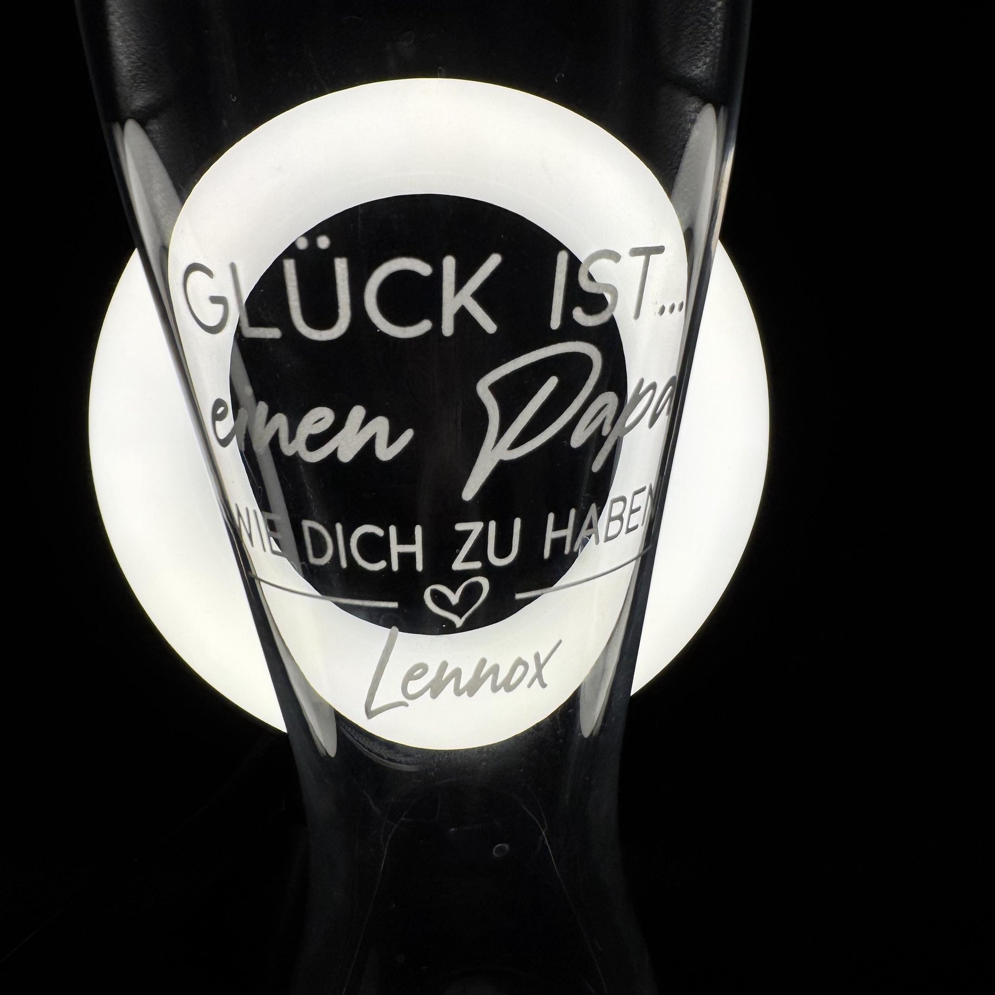 Weizenglas mit Gravur personalisiert mit Name Wunschwort Glück ist...