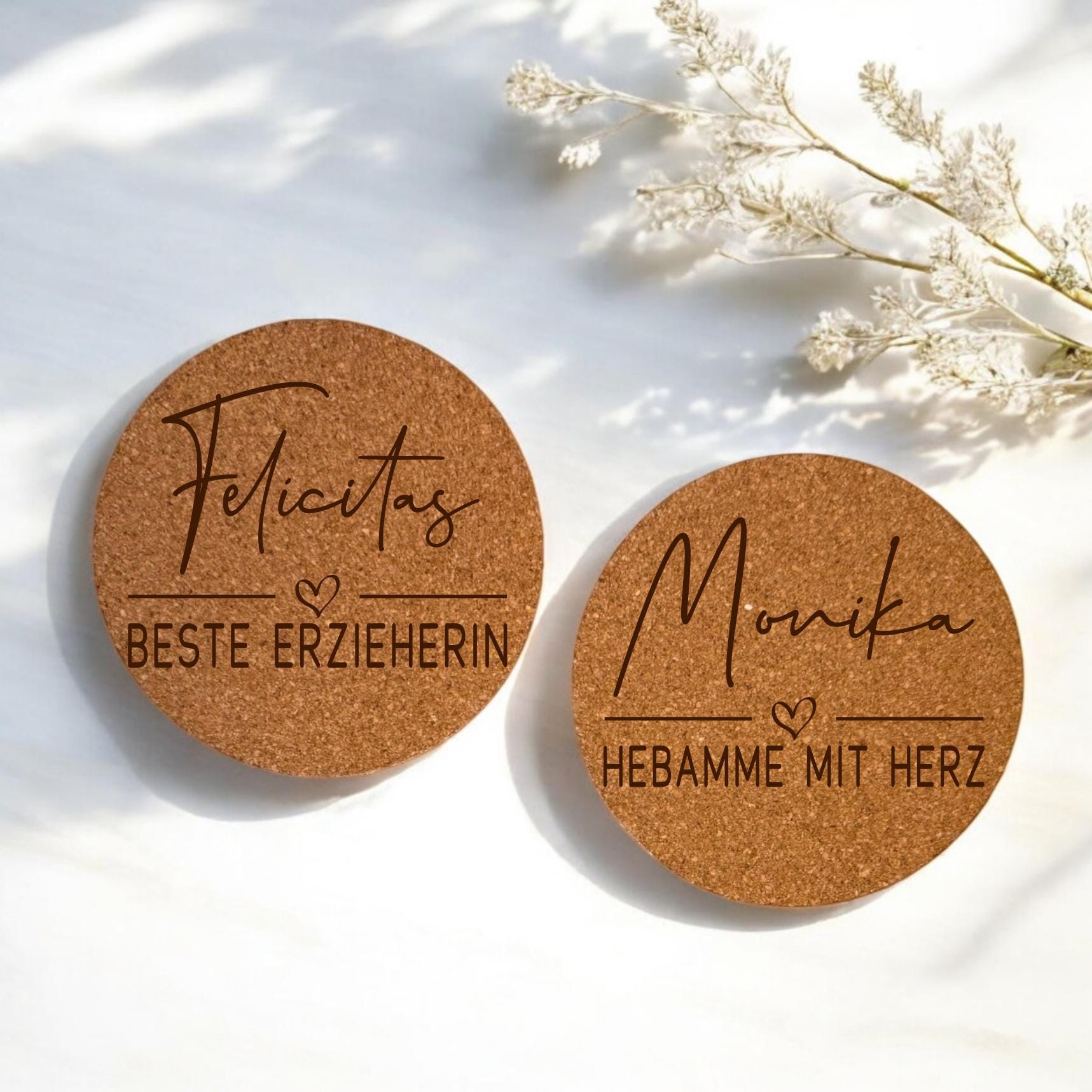 Kork Untersetzer für Gläser personalisiert Gravur Oma Glasuntersetzer Taufe Namensschilder Platzkarten Hochzeit Gastgeschenk Herz Erzieher