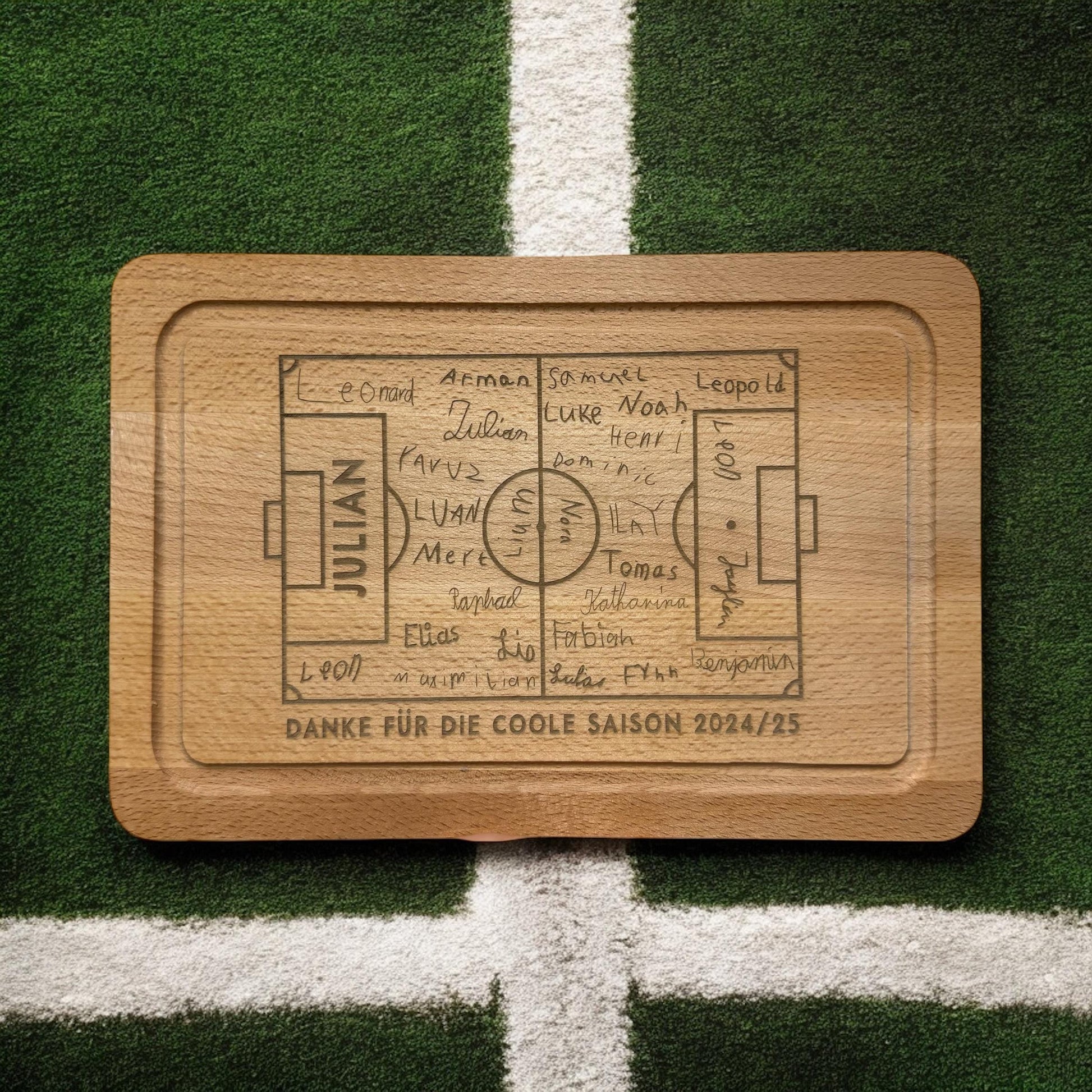 Fußballtrainer Geschenkidee Coach Abschiedsgeschenk Fußballfan | Schneidebrett für Trainer Vesperbrett personalisiert Holzbrett Handschrift