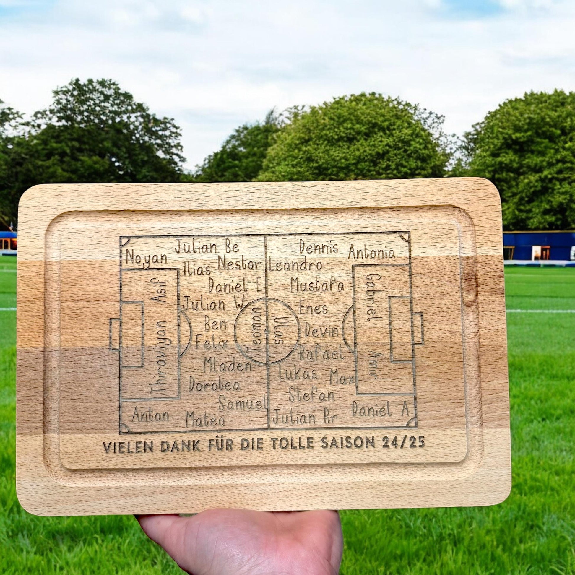 Fußballtrainer Geschenkidee Coach Abschiedsgeschenk Fußballfan | Schneidebrett für Trainer Vesperbrett personalisiert Holzbrett Handschrift