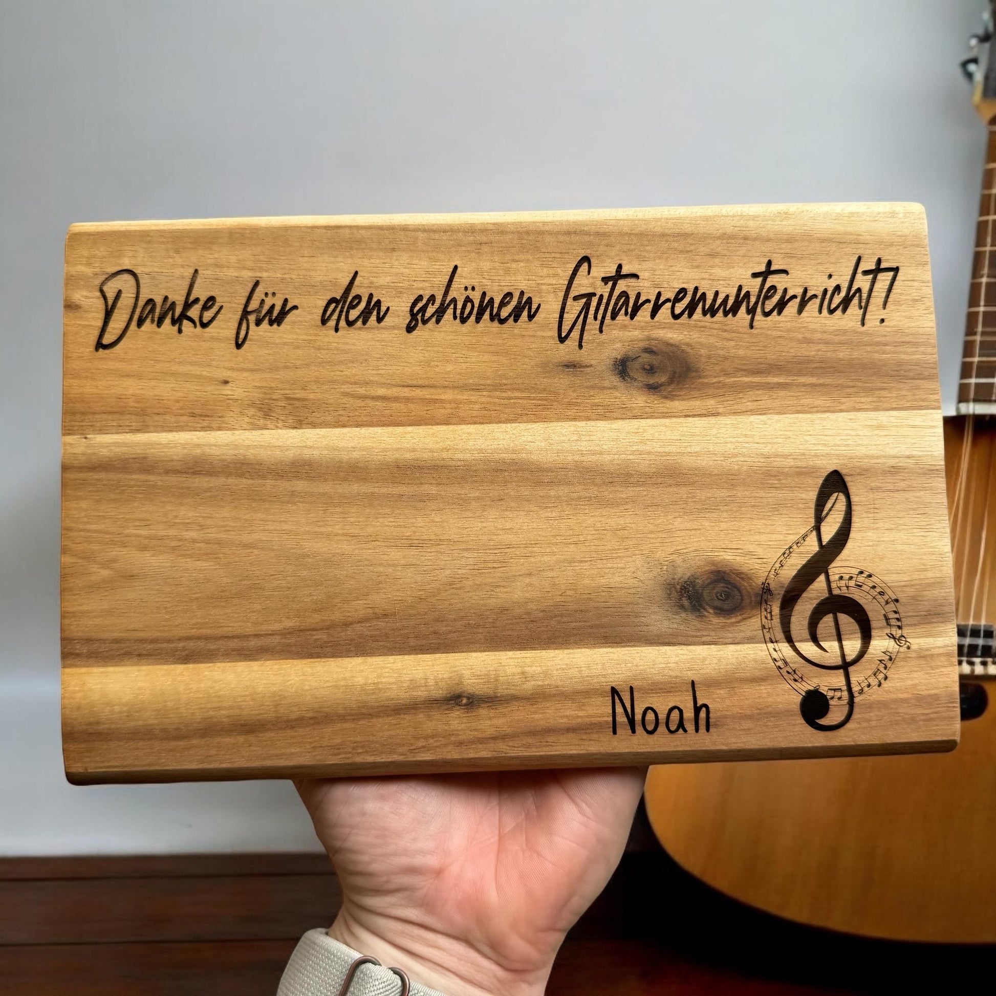 Abschiedsgeschenk Kindergarten Kita Schule Musik Liebhaber Schneidebrett für Musiklehrer | Vesperbrett personalisiert Holzbrett Handschrift