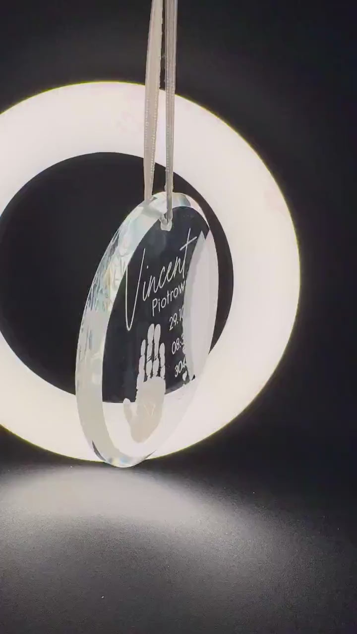 Glas Ornament mit Gravur personalisiert mit Name Handabdruck Kristallglas Anhänger Geburt Meilenstein Baby Geschenkidee Weihnachtsgeschenk
